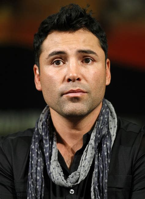 He went on to win 10 world titles in six. Oscar de la Hoya 2021: Wife, net worth, tattoos, smoking & body facts - Taddlr