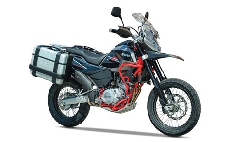 Motoroyale Kinetic Offers Limited Period Price Cut On The Swm Superdual