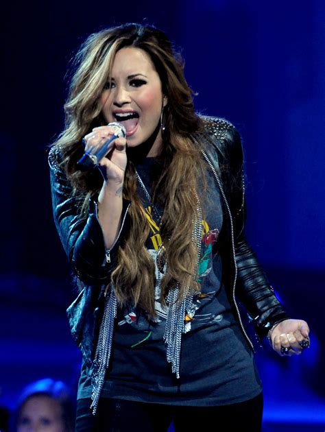 Demetria devonne lovato was born on august 20, 1992, in albuquerque, new mexico. DEMI LOVATO Performs at American Idol Season 11 in ...