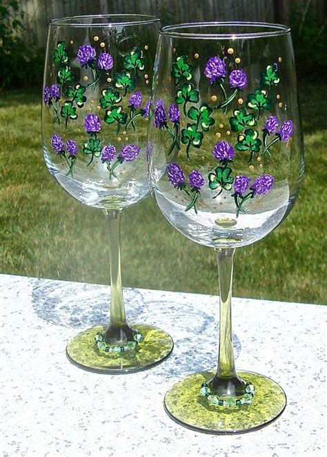 Painted Wine Glasses With Shamrocks And Crystal Wine Charms Etsy Painted Wine Glasses