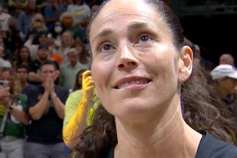 Crowd Goes Wild As Out Wnba Legend Sue Bird Finishes Her Final Game