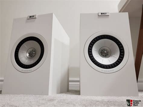 Kef Q350 Bookshelf Speakers In White Photo 2726954 Canuck Audio Mart