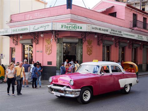 Ernest Hemingways 8 Favorite Bars Around The World Hemingway Cuba