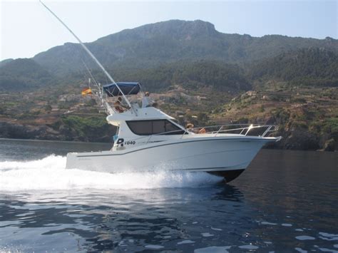 Individual tax form 1040 is what individual taxpayers use to file their taxes with the irs. Offshore Mallorca - Deep sea fishing tuna with motor yacht ...