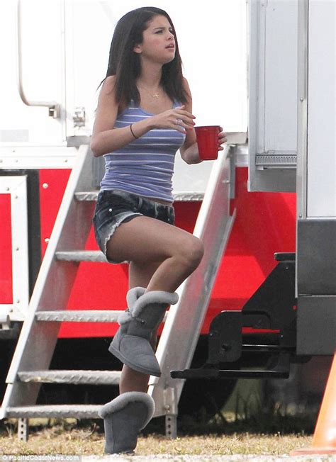 Selena Gomez Skips Around The Spring Breakers Set In A Pair Of Very Short Daisy Dukes Daily