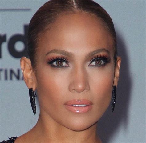 Jennifer Lopez Age Jennifer Lopez Defends Age Difference With Beau