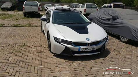 Track bmw i8 price trends. EXCLUSIVE PHOTOS: First BMW i8 In Pakistan - PakWheels Blog