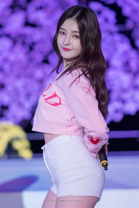 This page will provide you with best photos of nancy. Nancy(Momoland) Jewel Mcdonie Wiki Biography, Age, Height ...