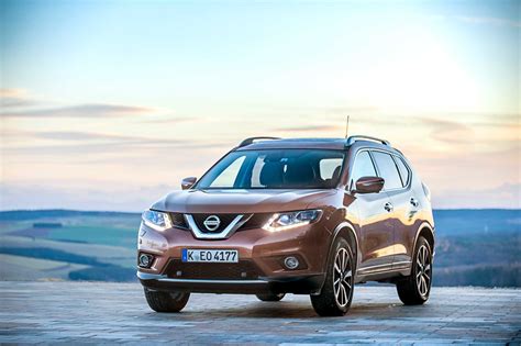 This 2017 series ii update is unchanged under the skin. Nissan X-Trail 2017