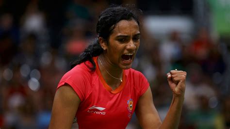 pv sindhu to be india s flag bearer at cwg 2018 opening ceremony