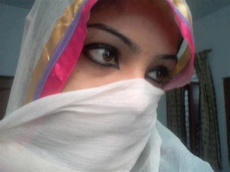 Beautiful Pakistani Hijab Girls Wallpapers Blogging Tips Social