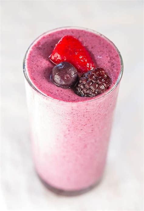 Frozen Fruit Smoothie With Yogurt 3 Ingredients Averie Cooks