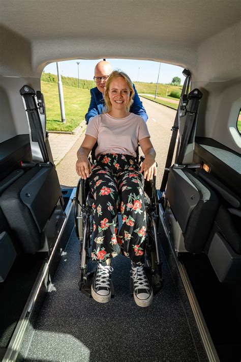 Which Wheelchair Accessible Vehicles Are Right For You
