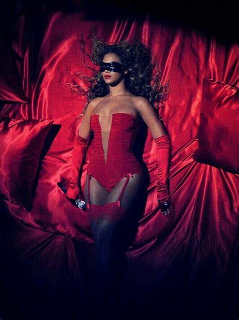 Beyoncé Performing Sweet Dreams During The Vmas Beyonce Beyonce