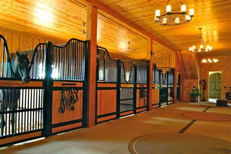 Heavenwood European Style Horse Stalls By Classic Equine Dream Horse