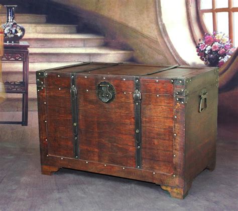 Vintiquewisetm Old Fashioned Wooden Storage Treasure