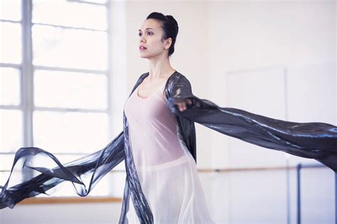 Lindsay Thomas Photography Backstage Ballet Noelani Pantastico In