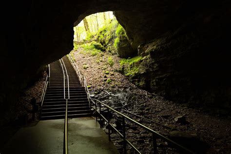 Worlds Longest Cave System World Record In Edmonson County Kentucky