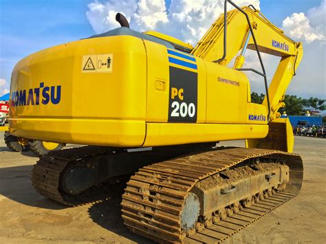 Komatsu PC200-7 Hydraulic Excavator – PT. Central Indo Machinery