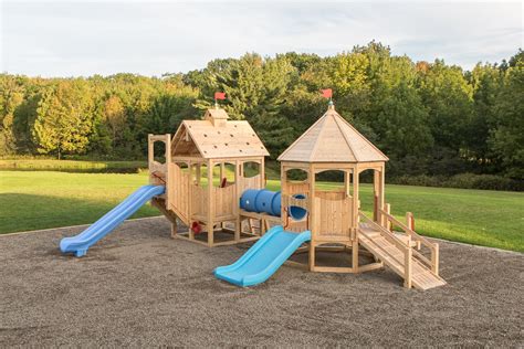 Outdoor 890 Cedarworks Commercial Playsets
