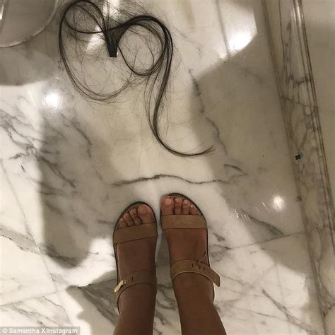 Samantha X Finds Chunk Of Hair On The Bathroom Floor Daily Mail Online