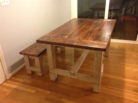 Find the dining room table and chair set that fits both your lifestyle and budget. Ana White | Smaller Farmhouse Table and Bench - DIY Projects