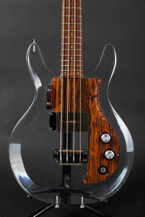 1969 Dan Armstrong Ampeg Lucite Bass Guitarpoint