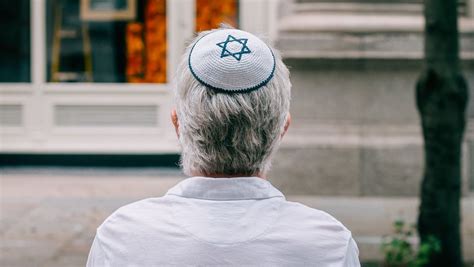 British Jews Fear And Defiance Amid Record Monthly Anti Semitism