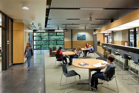 Student Breakout Space Outside Of The Classrooms School Architecture