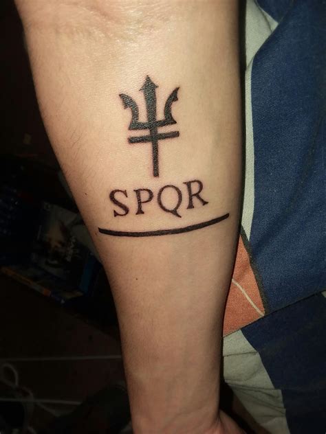 The spqr tattoo is as an ancient roman tattoo that was worn by gladiators, soldiers, slaves, and criminals in order to distinguish them from everyone else. Roman Spqr Tattoo Percy Jackson
