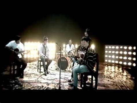 Kemarin engkau masih ada di sini chord gitar dan lirik lagu kemarin yang dipopulerkan oleh seventeen. Goliath - masih disini masih denganmu - YouTube