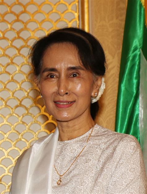 Aung san for father, kyi for mother, suu for grandmother, also day of week of birth. Aung San Suu Kyi - Wikipedia
