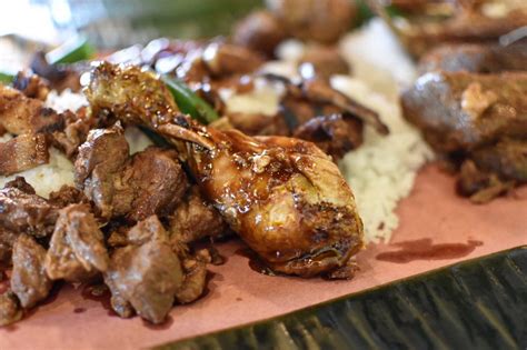 Review Filipino Boodle Feast At Mama Nitas Binalot Linda Hoang