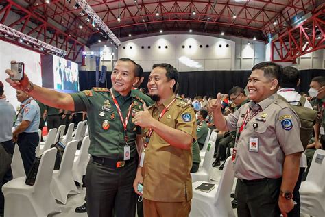 Poin Arahan Jokowi Di Rakornas Penanggulangan Bencana Gubernur