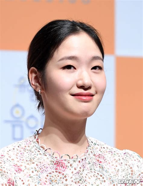 Kim Go Eun Running Man Song Ji Eun Lee Kwang Soo Fondo De Pantalla