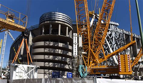 .des estadio santiago bernabéu im sommer 2017 ein gewaltiger umbau. Pérez widerspricht Tebas: Bernabéu-Umbau 2022 fertig ...