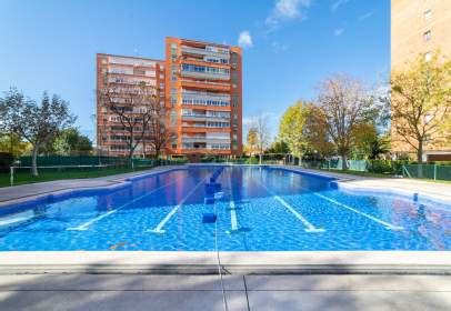 Encontrará numerosos estudios, pisos, casas y villas de vacaciones en móstoles. Alquiler de pisos y apartamentos con piscina en Norte ...