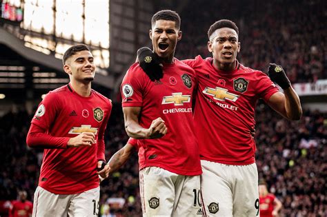 The official manchester united website with news, fixtures, videos, tickets, live match coverage, match highlights, player profiles, transfers, shop and more. Man Utd have tools to hit City on the counter