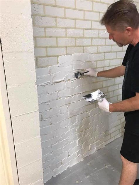Diy Faux Brick Wall With Joint Compound How To Build A Faux Brick