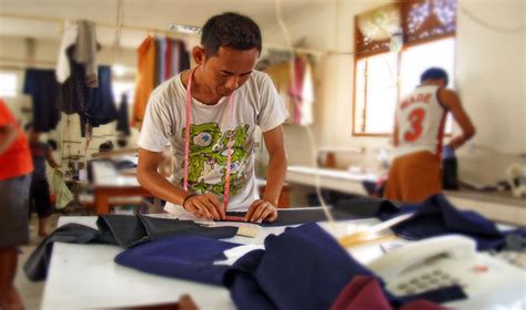 Custom Make Clothes Things To Do In Bail The Honeycombers Bali