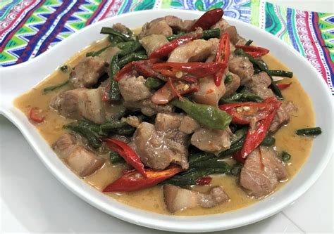 Bicol Express With Sitaw