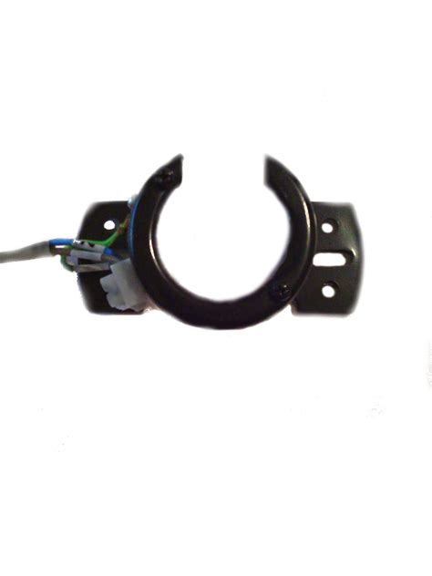 Still, purchasing a new ceiling fan can be frustrating, as there are a lot of options to choose from. Ceiling Fan Mounting Bracket Ceiling fans for domestic and ...