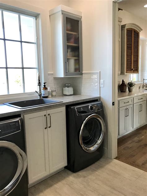 30 Laundry Room In Kitchen