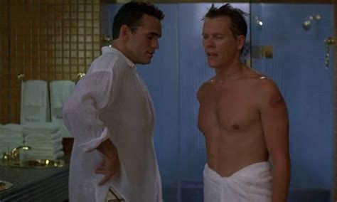 Wild Things Has A Steamy Deleted Scene Between Kevin Bacon And Matt