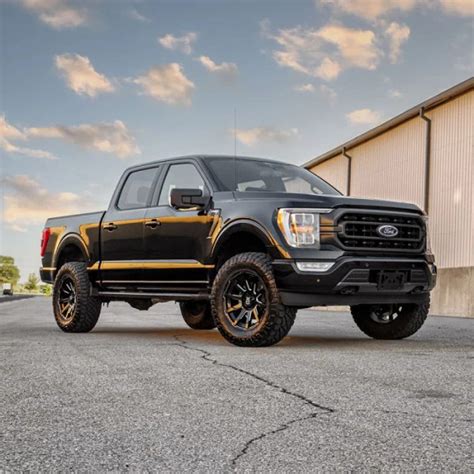 Lifted 2022 Ford F150