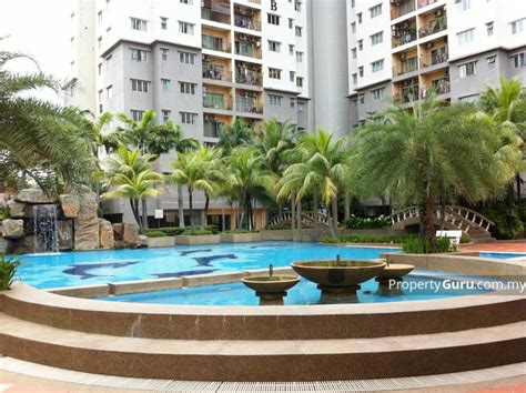 Located in the neighbourhood of petaling jaya, the kelana jaya park is a popular attraction in the city where visitors go to jog and unwind. Private Single Room with Nice Swimming Pool & Garden View ...