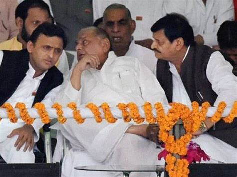 Mulayam Singh Yadav Birthday मुलायम का जन्‍मदिन आज क्‍या मिलेंगे चाचा भतीजे के दिल Mulayam