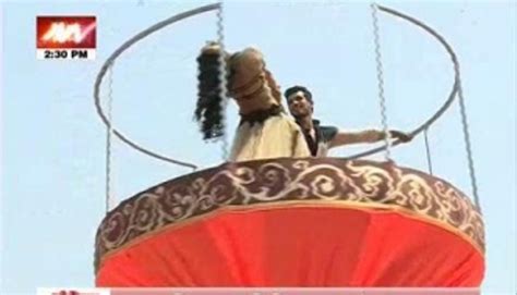 Shivanya Ritik Romance In Naagin Jabra Fan Ranveer Singh Video