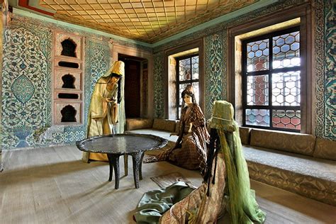 Büke Hotel See How Easily You Can Visit The Harem Of Topkapi Palace