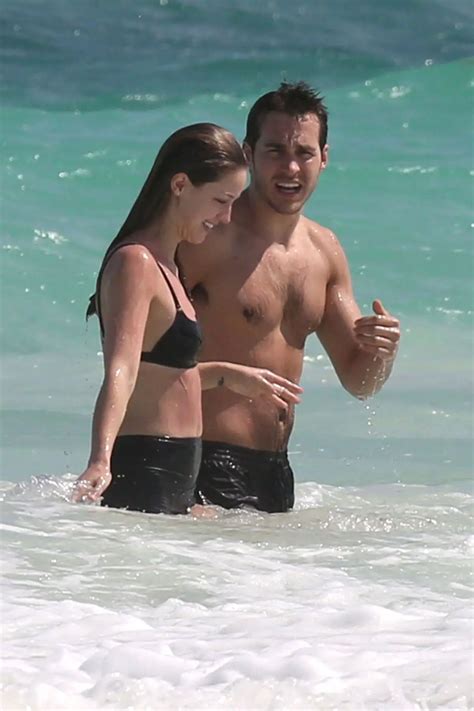 Melissa Benoist And Chris Wood At A Beach In Cancun